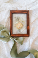 Add-On - Boutonniere Frame